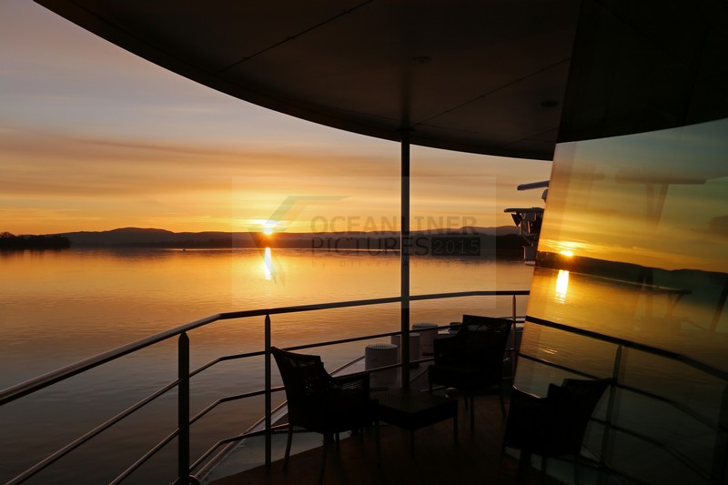 Außenbereich Panorama-Lounge MS Ariana Foto: Oceanliner Pictures