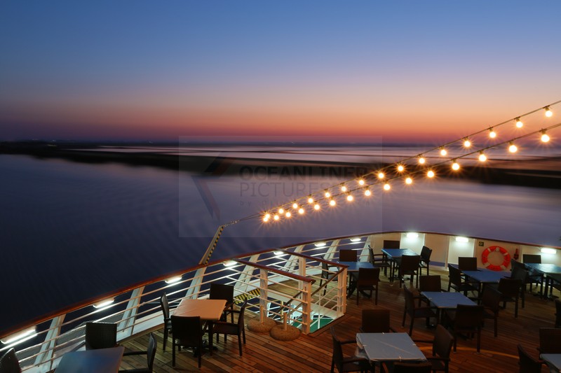 Morgenhimmel an Deck der Ocean Majesty Foto: Oceanliner Pictures