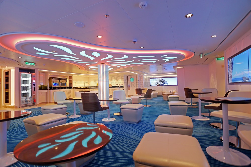 Studio Lounge Norwegian Escape Foto: Oceanliner Pictures